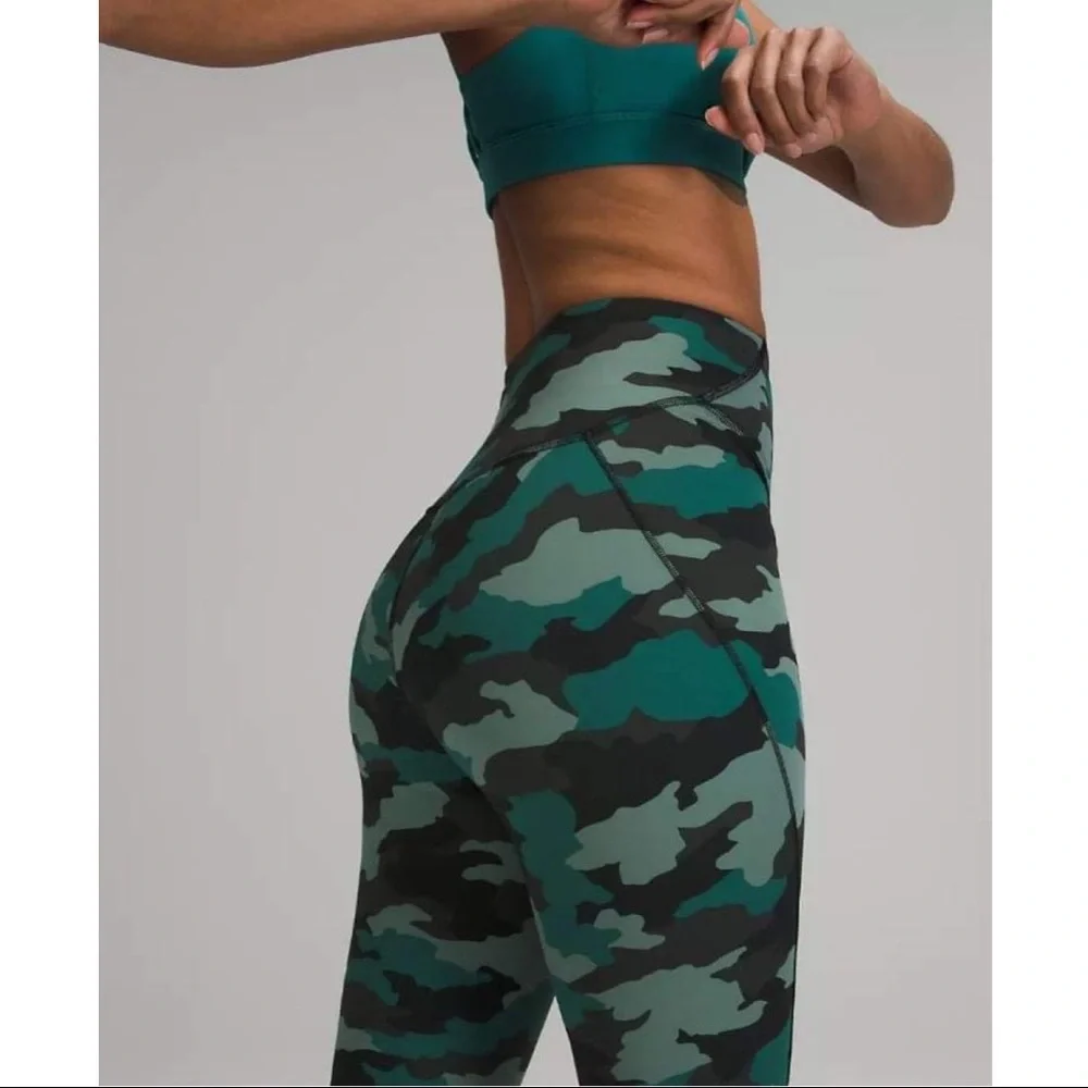 NWT Lululemon Base Pace High-Rise Running Tight 25" Camo sz 14 - Picture 5 of 10